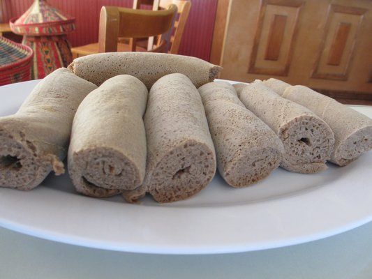 እንጀራ ግማሽ (Half Enjera)